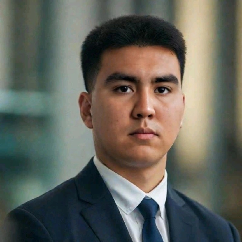 Yernazar Suragan, founder of devomad and Leafy AI